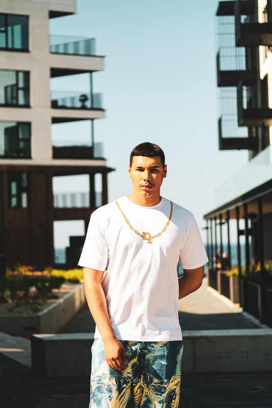 DL CHAIN TEE